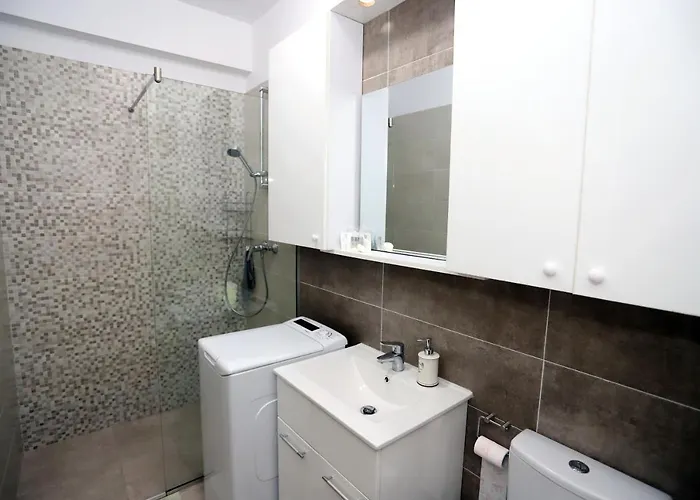 Amos 1 Apartmán Năvodari
